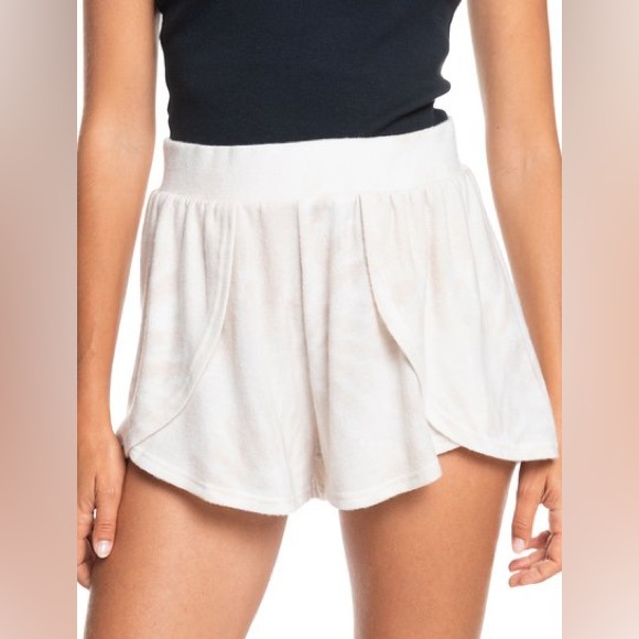 ROXY current mood short . NWT . - Picture 4 of 8